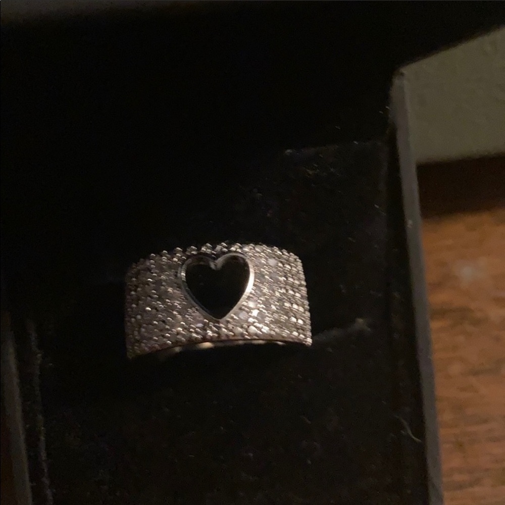 Really cute silver ring - Picture 3 of 3